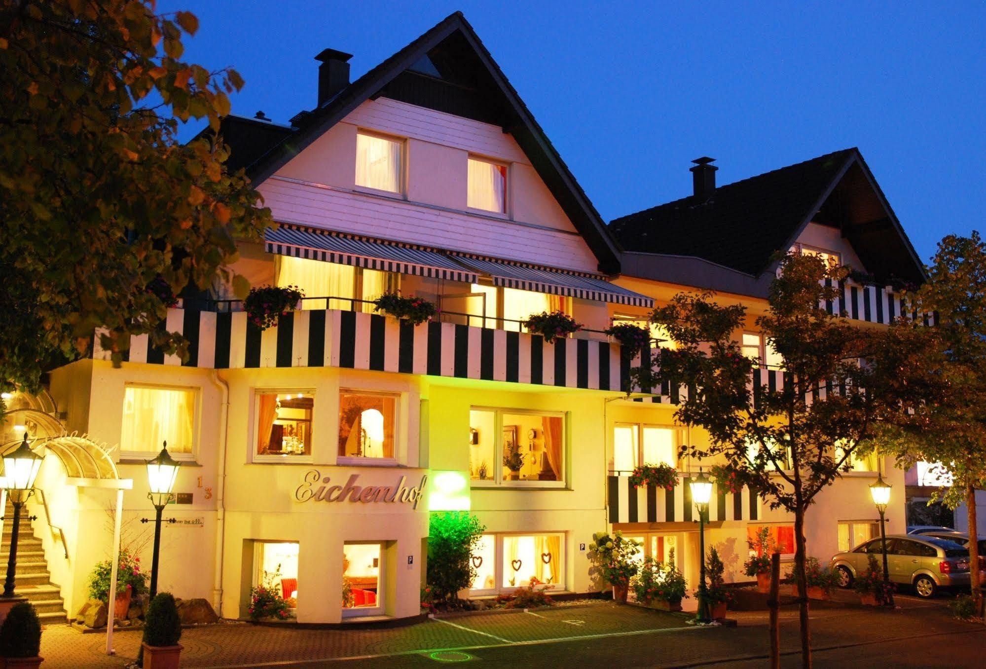 Antik-Hotel Eichenhof Bad Salzuflen Exterior photo